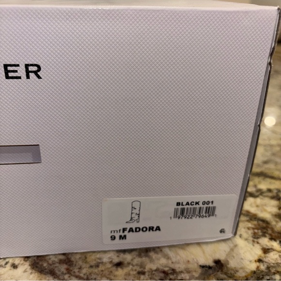 Marc Fisher Boots NIB $250+ - Picture 11 of 12